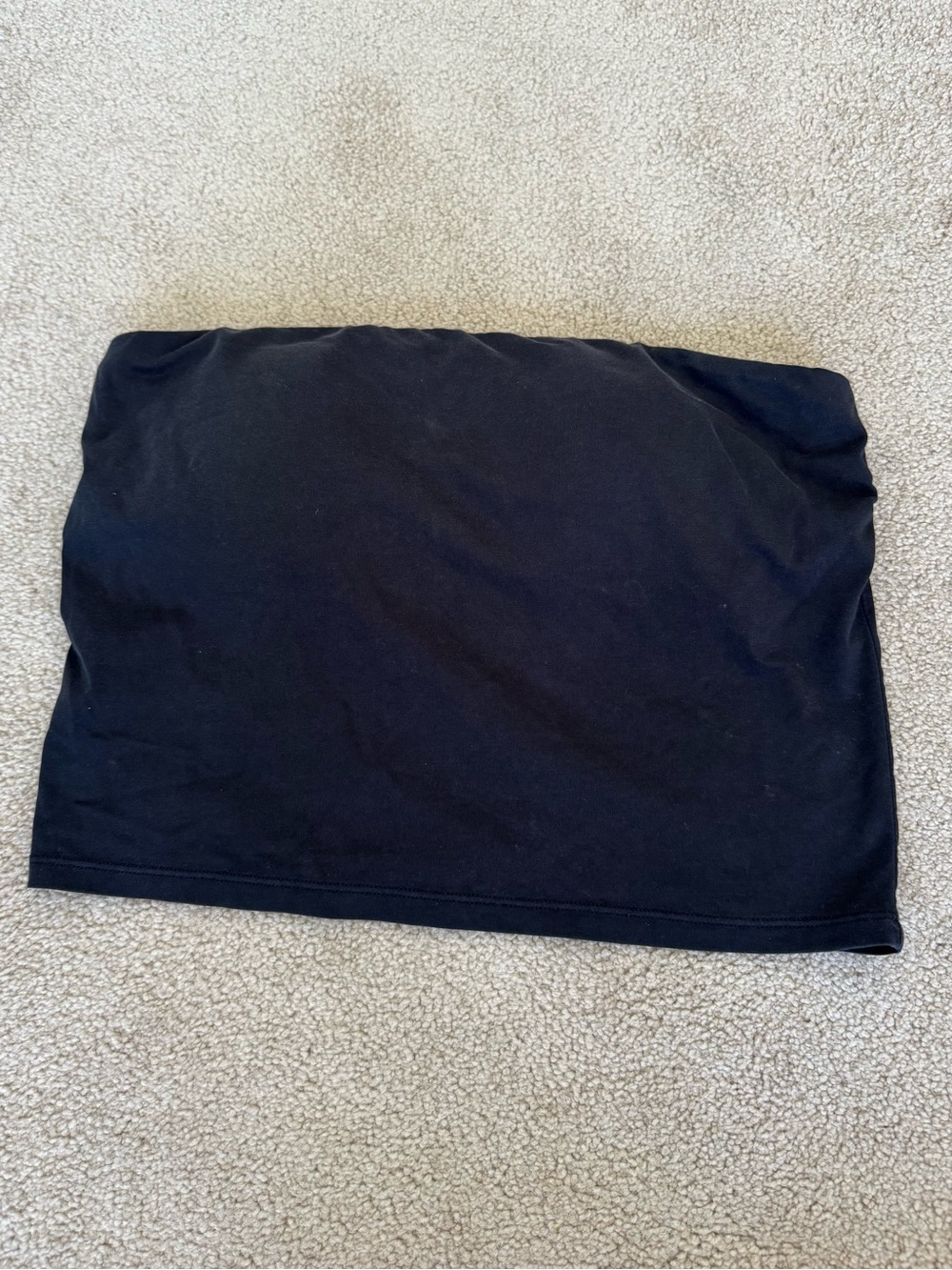 Uniqlo AIRism black tube top